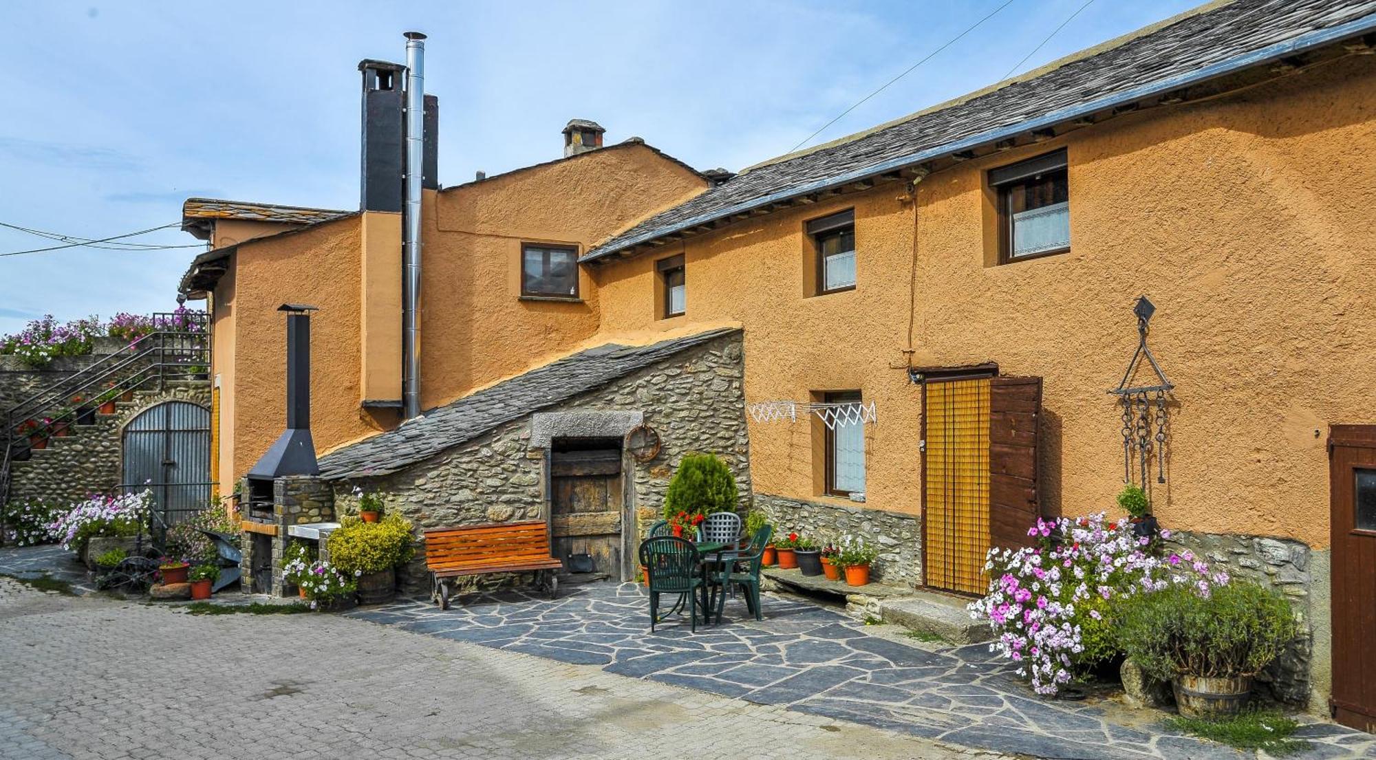 Maison d'hôtes Cal Pascual à Les Pereres Extérieur photo